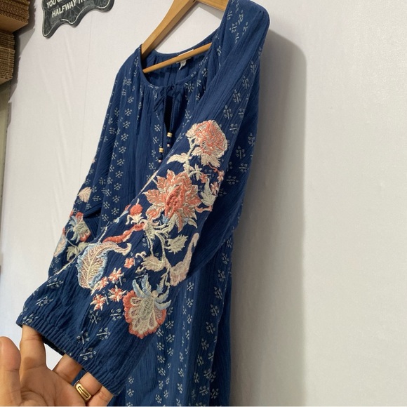 J.Jill Embroidered Tunic Dress Blue Floral Peasant Tassel Tie Cottagecore M Peti - Picture 4 of 9